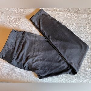 Athleta yoga / workout pants